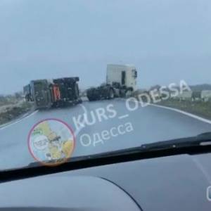Движение на трассе Одесса-Березовка перекрыто из-за ДТП