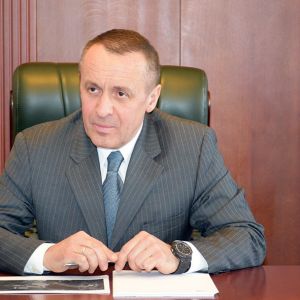 Директор Черноморского порта оспорил свое увольнение: суд восстановил его в должности