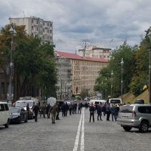Во время взрыва в Киеве пострадала семья николаевского десантника