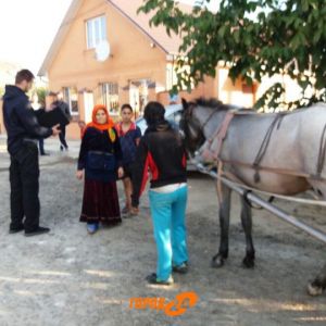 Измаил: у жителей района "Гудзовка" лопнуло терпение из-за постоянных краж.  Люди ночью самостоятельно задержали рома в момент кражи (ФОТО, ВИДЕО)
