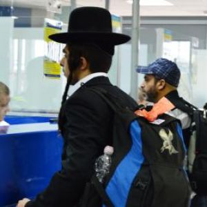 В Украину начали съезжаться паломники-хасиды