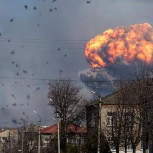 Поезда Одесского направления изменили маршрут из-за взрывов в Калиновке