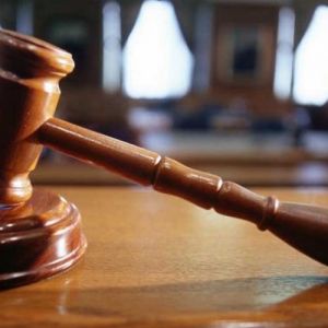 Попавшиеся на взятке заместитель измаильского прокурора и депутат Одесского облсовета вышли на свободу под залог