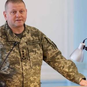 Зеленський підтвердив наміри звільнити Залужного