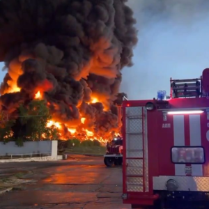 У тимчасово окупованому Криму пролунали потужні вибухи: військовий аеродром чи пускові установки балістики?