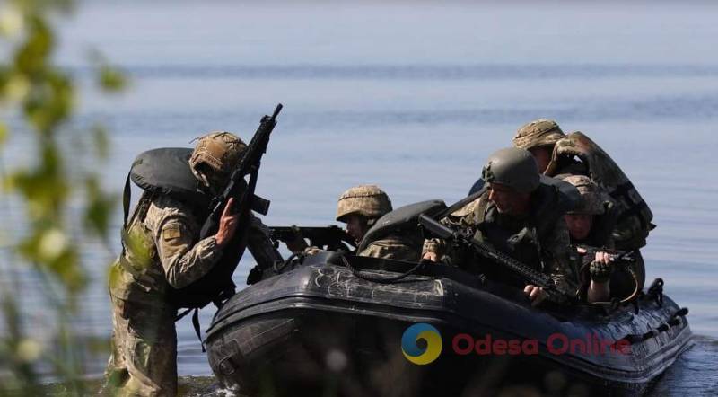 У Генштабі ЗСУ оприлюднили оперативну інформацію з фронту У Генштабі ЗСУ оприлюднили оперативну інформацію з фронту