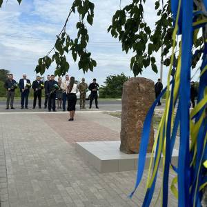 В ІзмаЇлі пройшла церемонія покладання квітів в День пам'яті та перемоги над нацизмом (ФОТОРЕПОРТАЖ)