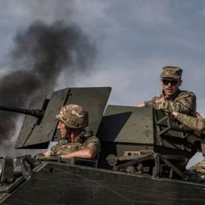 США дозволили бійцям Азову використовувати американську зброю