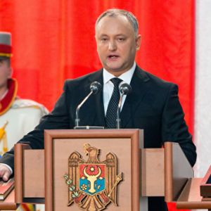 В Молдове отстранили от власти  президента Игоря Додона