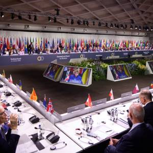 Учасники Глобального саміту миру узгодили спільну позицію щодо трьох пунктів: продовольча безпека, ядерна й енергетична безпека та звільнення всіх полонених і депортованих українців