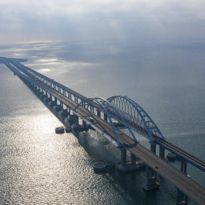 Нідерландську компанію оштрафували за участь у будівництві Кримського мосту