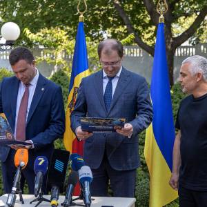 Транскордонний екоцид: пожежа в порту Одеської області, спричинена атакою рф, завдала шкоди екології Молдови та Румунії
