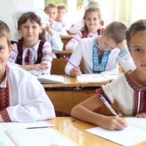 Украина и Польша подписали декларацию с гарантиями права для нацменьшинств изучать родной язык