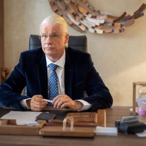 “В країні не залишилось людей без психічних розладів”: керівник клініки ментального здоров'я розповів про психіологічний стан українців
