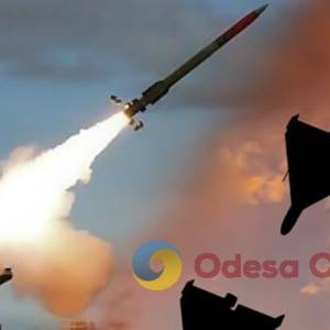 Вночі ворог атакував Одеську область: загинула жінка