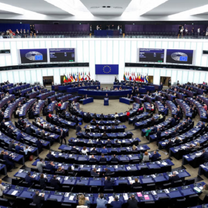 Європарламент ухвалив кредит для України за рахунок заморожених активів РФ
