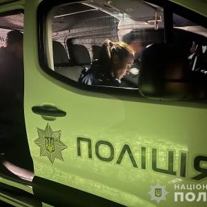 Заночувала в під’їзді багатоповерхівки, бо не хотіла повертатися додому: поліцейські розшукали 12-річну зниклу безвісти жительку Ізмаїла