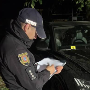Цивільне подружжя з Ізмаїла постане перед судом за підпал двох автомобілів