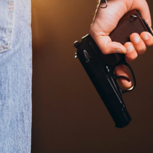 На Одещині підлітки влаштували стрілянину у подвір'ї — що відомо
