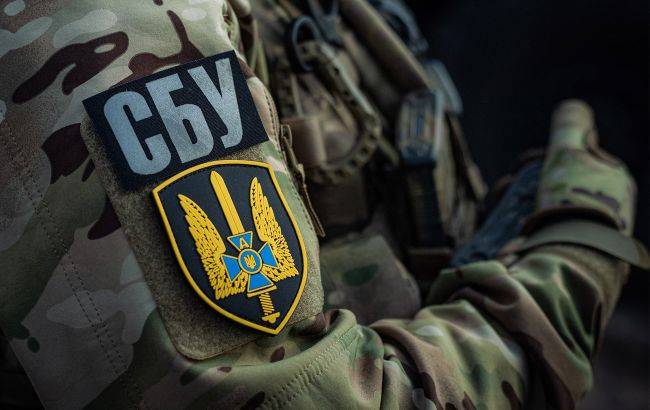 В Україні викрили канал продажу зброї в кількох регіонах: затримані 15 людей В Україні викрили канал продажу зброї в кількох регіонах: затримані 15 людей