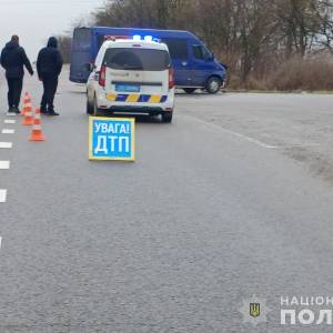 На Одещині рейсовий автобус потрапив в аварію, є загибла та постраждалий