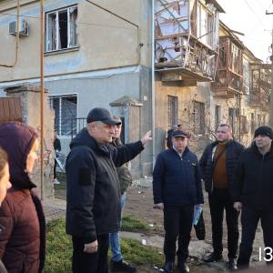В Ізмаїлі приступили до ліквідації наслідків нічної ворожої атаки