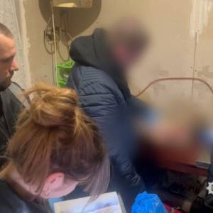 Мертва дитина у морозильній камері — в Одесі суд взяв під варту батьків вбитого хлопчика