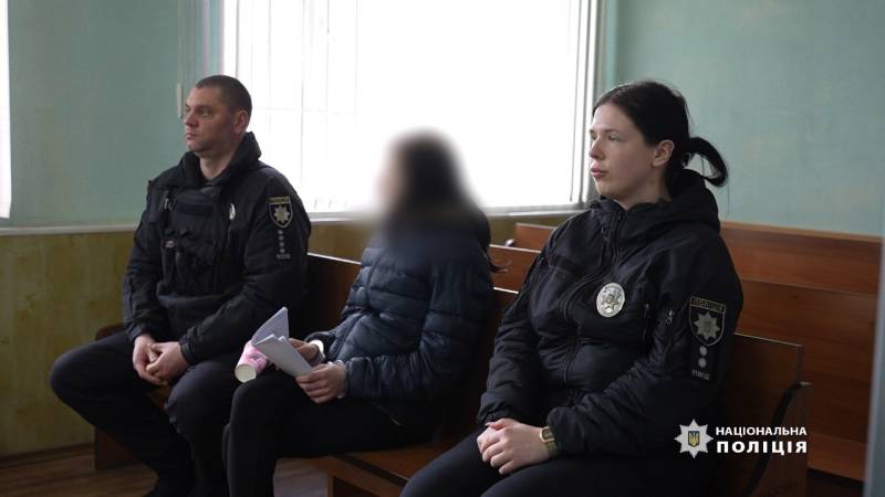 Смерть малюка в Одесі: суд відправив маму під варту, а поліція з'ясувала, чому хлопчика поклали в морозилку Смерть малюка в Одесі: суд відправив маму під варту, а поліція з'ясувала, чому хлопчика поклали в морозилку