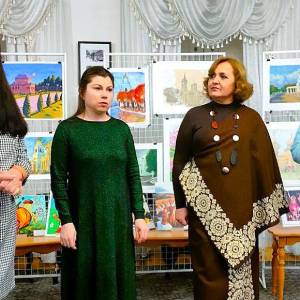 На виставці дитячого малюнку Ізмаїльської художньої школи «Закохані в Україну»