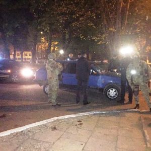 В Измаиле сегодня СБУ и спецназ задержали авто, в котором находилось оружие (ФОТО, ВИДЕО)