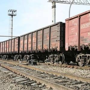 В Одесі підлітки залізли на потяг: один помер від удару струмом, другого намагаються врятувати. Поліція з'ясовує обставини
