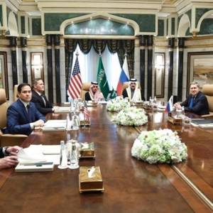 На переговорах у Саудівській Аравії буде РФ - ЗМІ