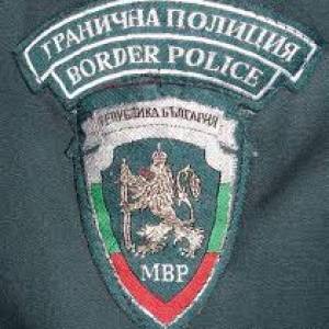 Болгарські прикордонники врятували українця та туркеню, які втекли з Одеси на гумовому човні
