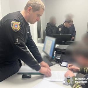 В Ізмаїлі чоловік намагався продати бойові гранати: справу передали до суду