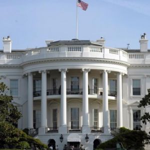США опровергли согласие поставлять оружие Украине