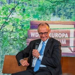 В України нема обмежень на удари по РФ - Мерц