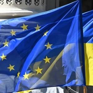В ЄК розповіли, що чекає Україну після закінчення "торговельного безвізу"
