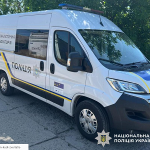 У Рені на вулиці п’яний чоловік зарізав співмешканку