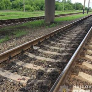 На Одещині потрапила під потяг та загинула 17-річна дівчина