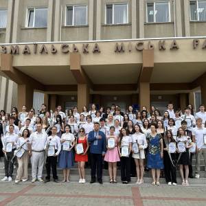 В Ізмаїлі пройшло нагородження випускників-відмінников