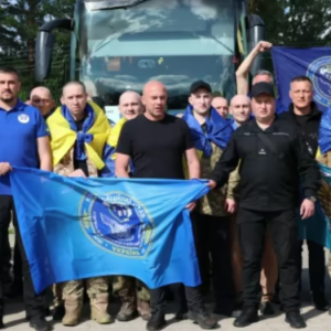 Новий етап великого обміну: Україна повернула ще одну групу оборонців, є офіцери