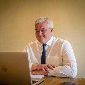 МЗС запустило цифровий нотаріат для українців за кордоном