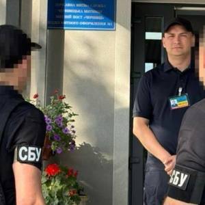 Обшуки на митницях трьох областей - ЗМІ