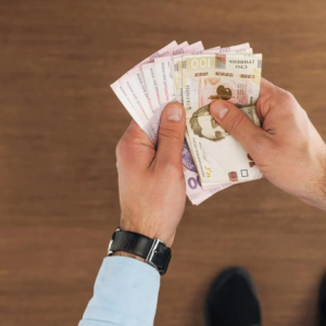 В уряді пропонують відмовитися від прожиткового мінімуму: як це вплине на українців