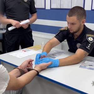 В Ізмаїлі 22-річний місцевий мешканець намагався підпалити будівлю ТЦК