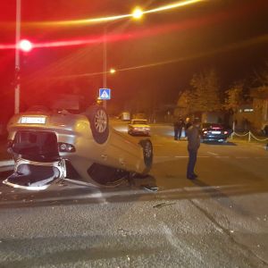Измаил: столкновение возле "Таврии": "Mazda" от удара перевернулась (ФОТО)