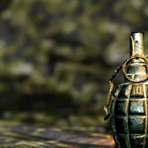 В Ровно военный взорвал гранату в подъезде своего дома