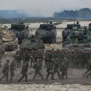 Захід готує трирівневий план захисту України - ЗМІ