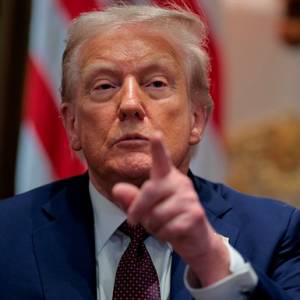 Трамп анонсував бесіду з Путіним і вирішення війни