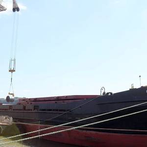 У порту Ізмаїла замовили ремонт плавкрана вагою понад 570 тонн